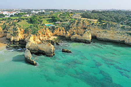 葡萄牙阿尔加夫海岸礁石风光图片