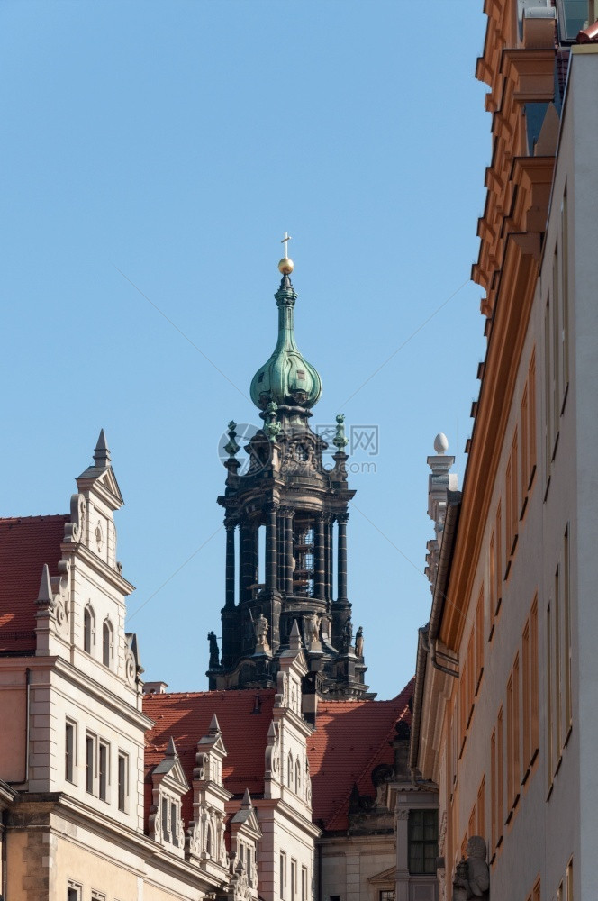 德国累斯顿Hofkirche天主教大堂贝尔塔萨克森老的钟图片