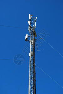 电的力和能量接收器塔蓝天背景力量电气图片