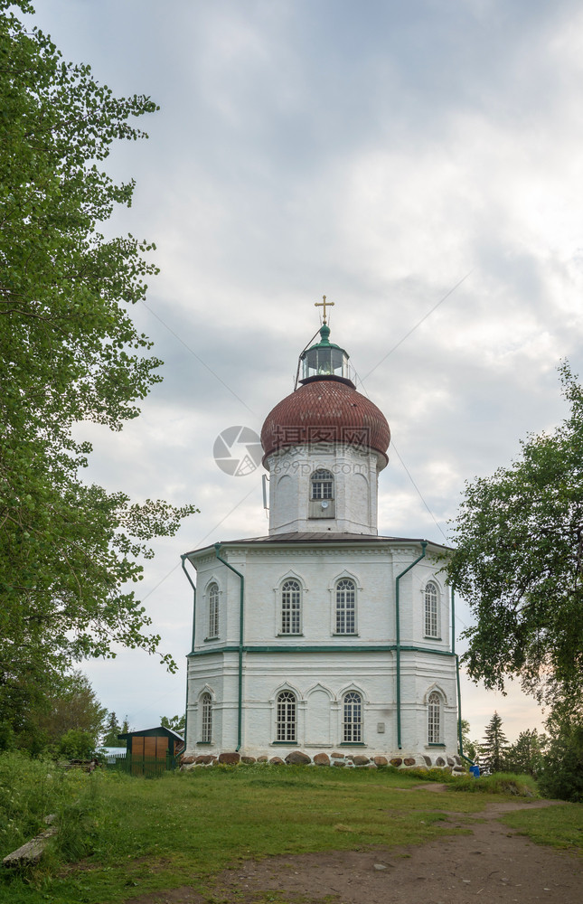 俄语索洛基Sekirnaya山的升天教堂建于1862年天空岛屿图片