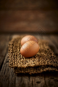 餐桌上的农产品鸡蛋图片