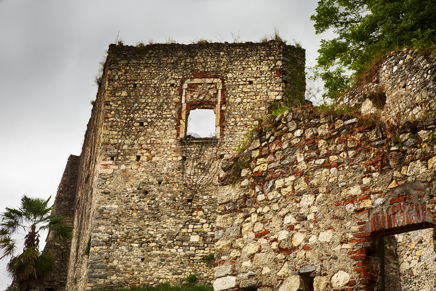 古老的建造石头城堡废墟空窗水平hdr图像自然图片
