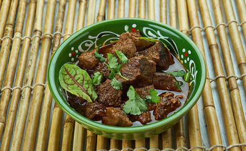 Tawa羊肉巴基斯坦煎肉烤羊切洋葱姜大蒜糊切番茄科尔马牛肉卡拉希图片