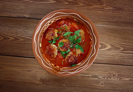 Eksilikofte美味的土耳其家庭用番茄酱做的肉丸美食烧烤球图片