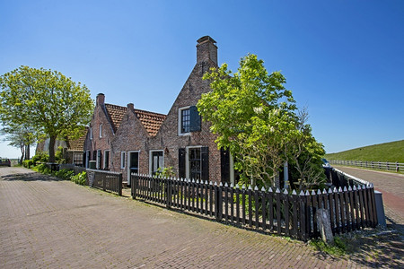 荷兰弗里斯Moddergerat村传统中世纪住宅区荷兰目的地屋旅行图片