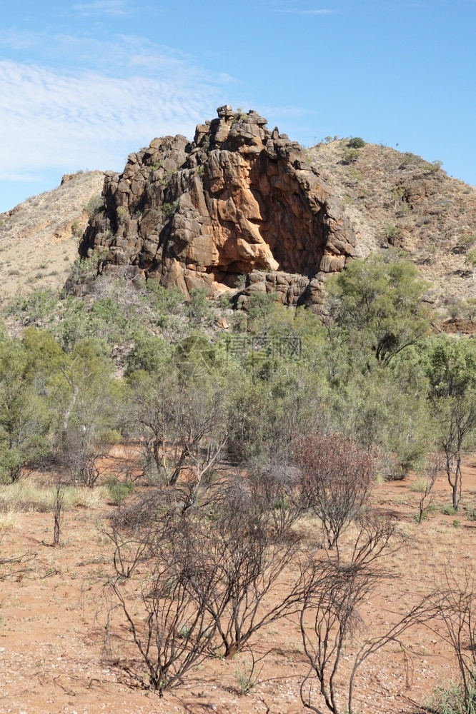 吸引力景观CorobooreeRock东麦克唐纳山脉澳大利亚北部地区方图片