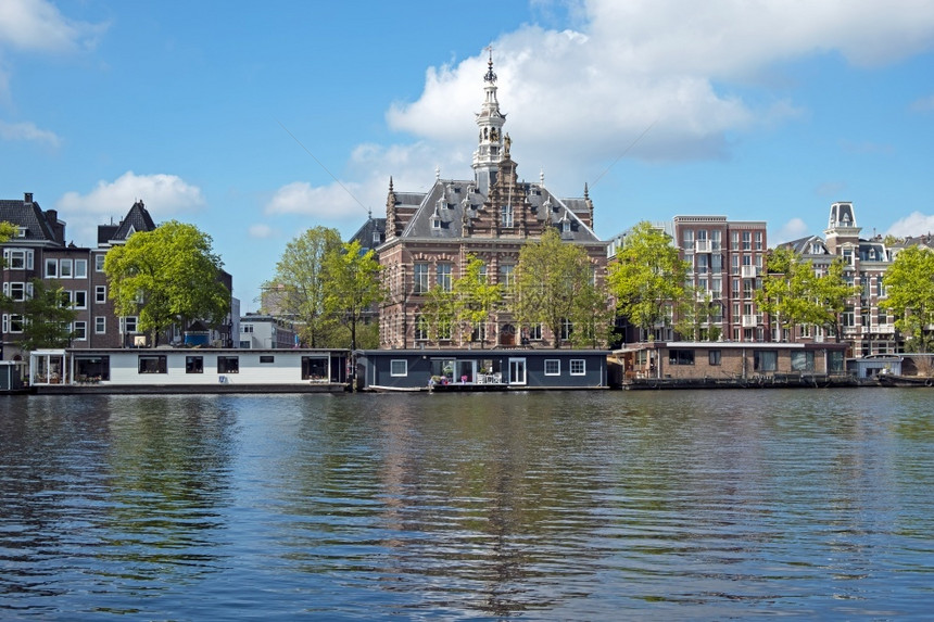 荷兰阿姆斯特丹市风景位于荷兰阿姆斯特尔河目的地冒险文化图片