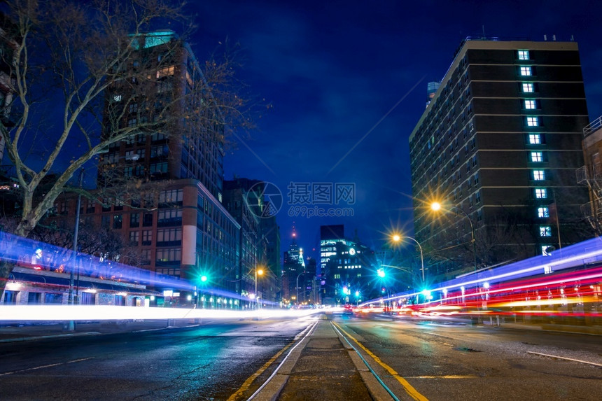 美国纽约市曼哈顿夜景图片