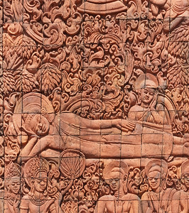 神圣脸冥想泰国寺庙中佛像雕刻的塑图片
