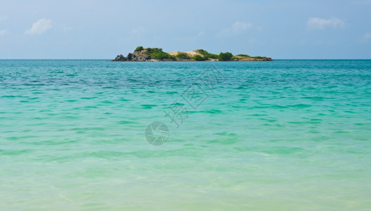 梭桃邑绿松石海与岛的软春武里图片