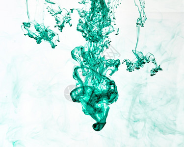 化学水中多彩的墨在运动过程中被注入水摘要背景壁纸概念艺术工作室颜色图片