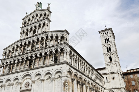 再生大堂意利托斯卡纳卢福罗和托斯纳罗马的圣米歇尔教堂图片
