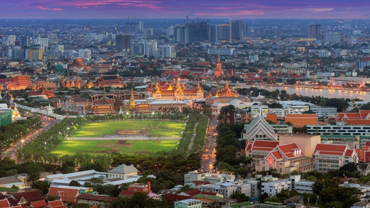 泰国全景宫曼谷天光泰国宫鸟眼观望泰国全景宫摩天大楼城市夜晚图片