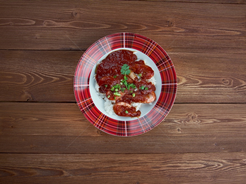 酱汁虾类克里奥尔路易斯安那克里奥尔原产菜盘用混合西红柿菜和铃辣椒香料煮白米虾秋葵美食图片
