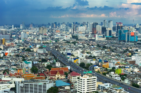 现代建筑曼谷市中心商业区现代建筑的旅行高楼图片