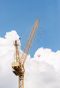 商业卡恩建筑工地有白云的高现代热卡尼起重高清图片