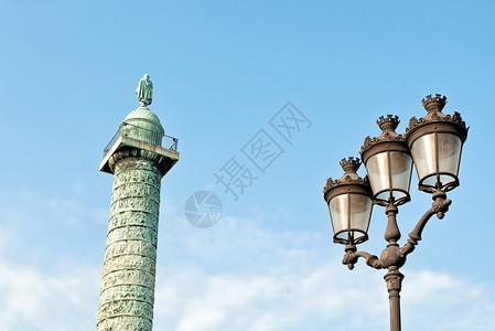 艺术历史法国巴黎拿破仑的柱子和街灯正方形图片