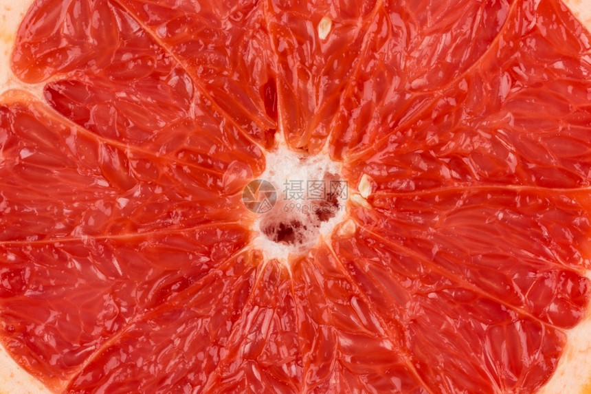白色的切红葡萄油片的近距离图像柚子水果图片