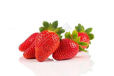 成熟的草莓图片