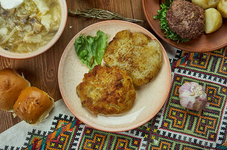乡村新鲜的饼子德鲁尼土豆煎饼乌克兰烹饪传统菜类顶层风景图片