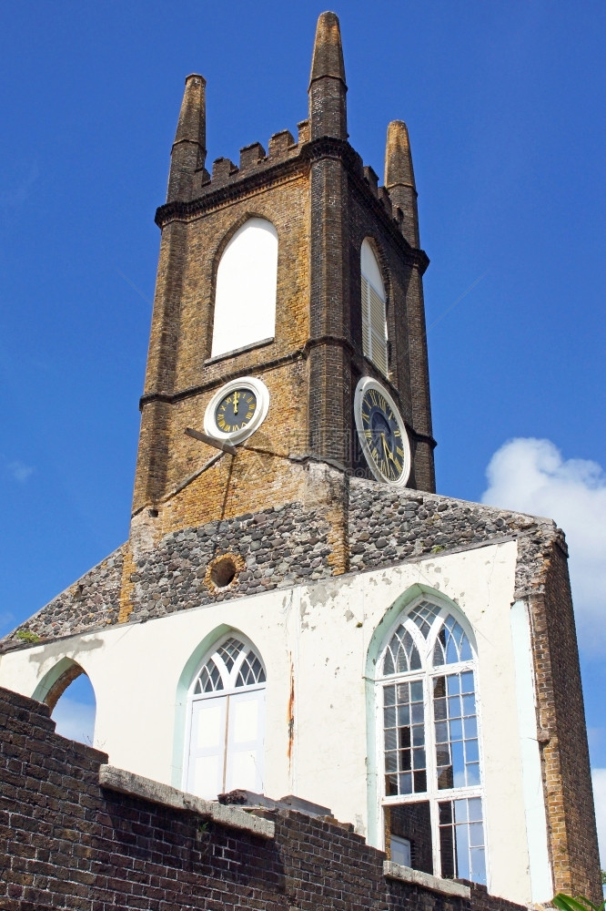 镇路德维希圣乔治长老会教堂的修道院在加勒比格林纳达HuricanIvan岛被摧毁西方图片