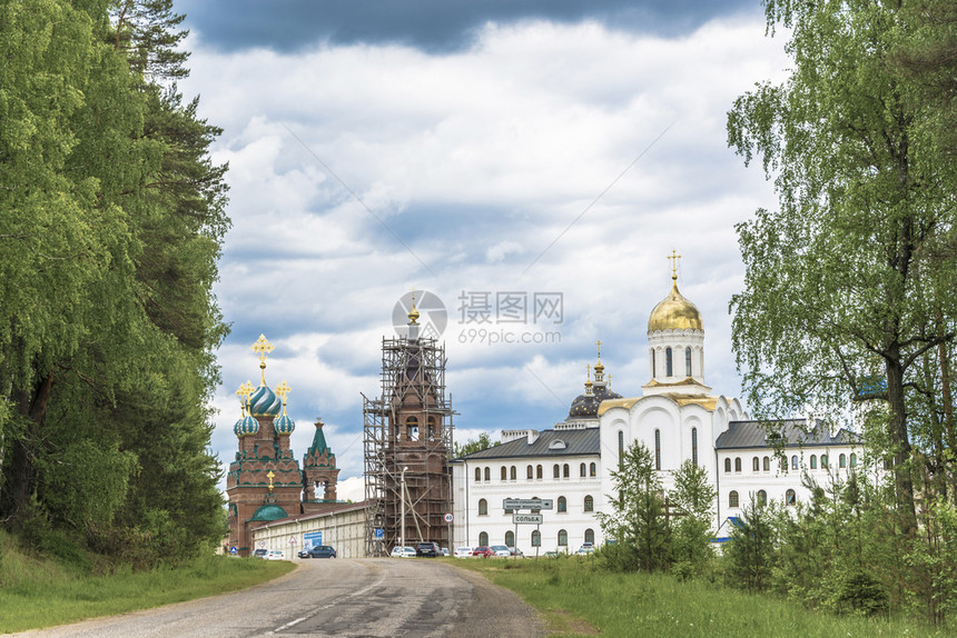 白石NikoloSolbinsky女修道院俄罗斯雅拉夫尔地区天空女绿色图片