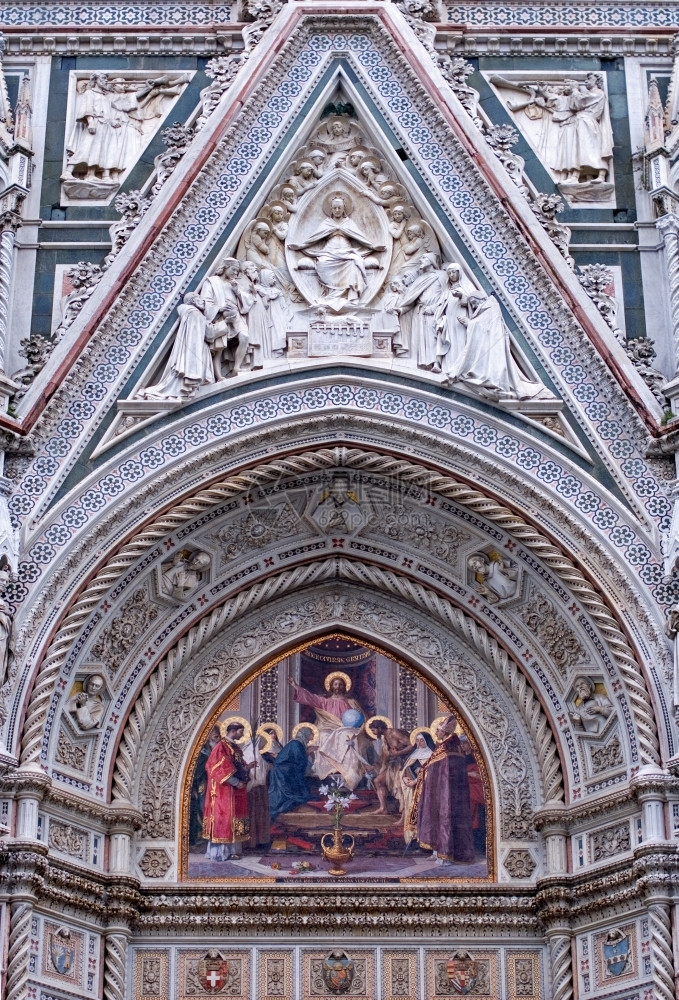 宗教的意大利FirenzeFlorence圣玛丽亚菲奥雷教堂外的兰特装饰地标钟楼图片