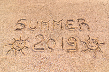 这年夏天时间2019年夏天在沙滩上亲手写作题词健康设计图片