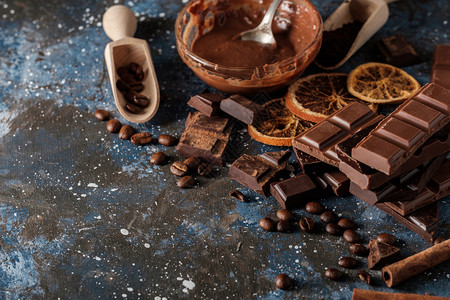 巧克力组合静物图片