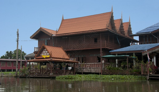 屋森林花园河边的大房子Bangkok图片