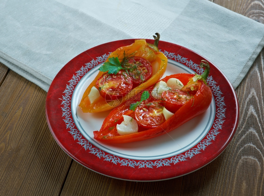 Piedmontees辣椒烤完美用于抗面粉或小型午餐者钟油图片