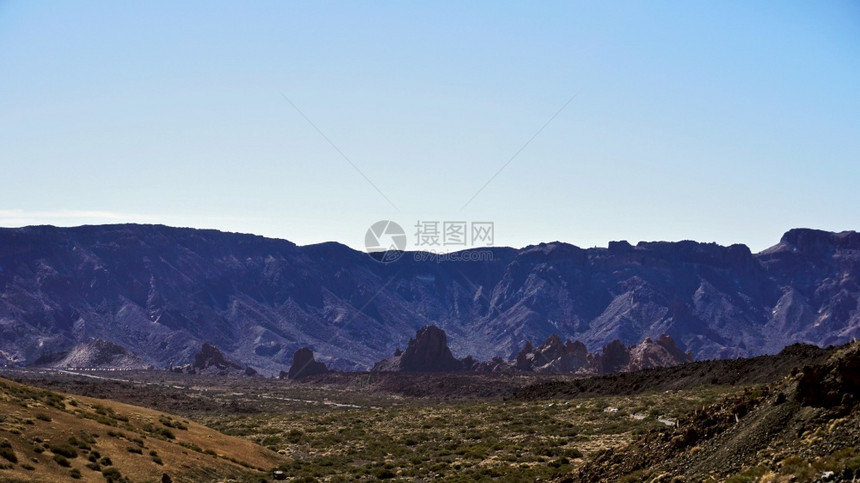 风景公园地平线上的山岳自然图片