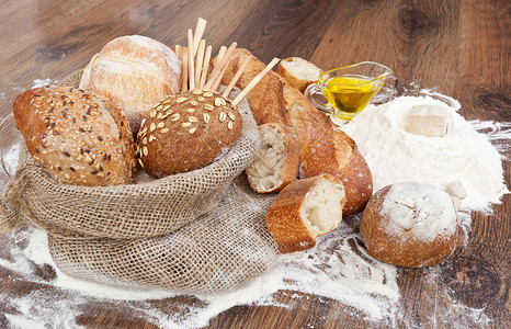 破碎新鲜面包类组合背景食物种类棕色的图片