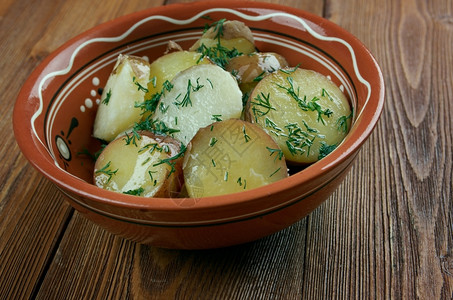 开胃菜奥地利食物深南德国风格土豆沙拉高清图片