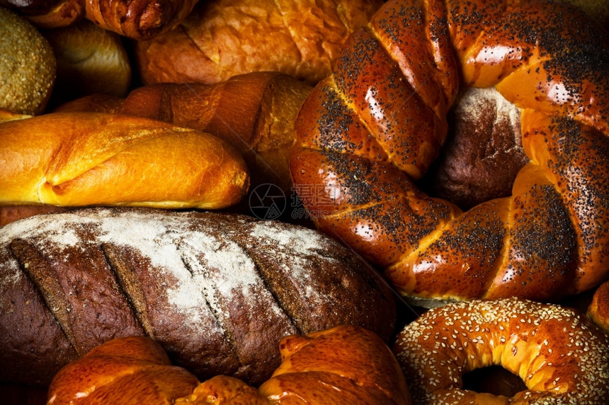 面包的摊分烘烤品种法国面包图片