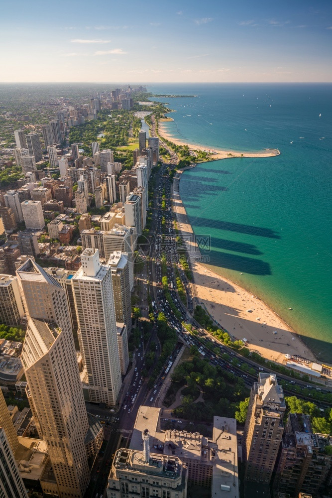 芝加哥市中心在美国上空的景象多于当代建造图片