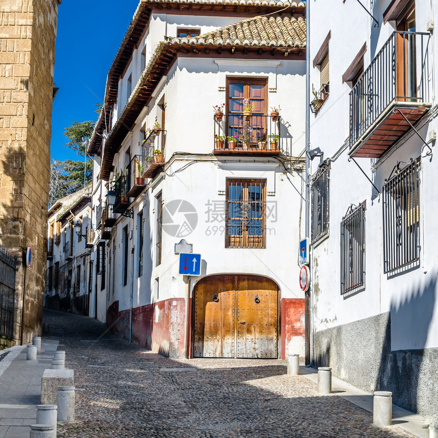 西班牙南部安达卢西亚州格拉纳达的典型建筑著名老旅行图片