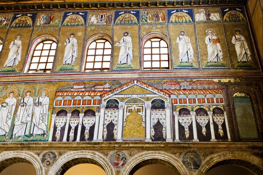 意大利宗教王Mosaic显示西奥多奇宫详情的Mosaic图片