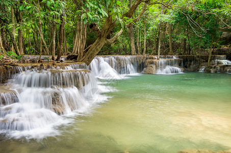 一明惊人自然泰国Kanchanaburi的Srinakarin大坝瓦伊梅卡明瀑布美丽的北碧府背景