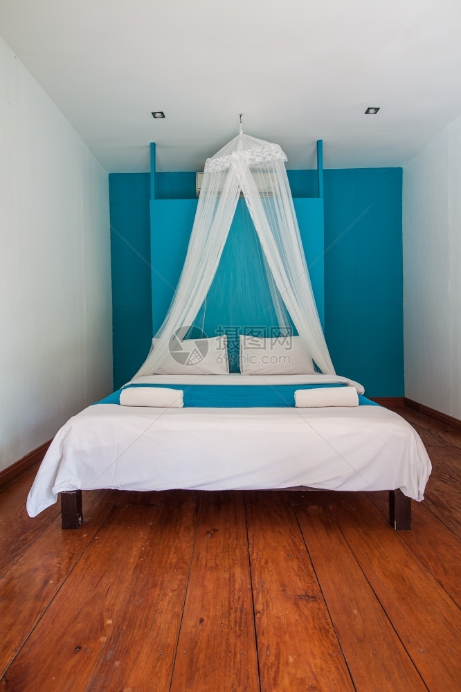 房间泰国度假胜地简单的现代客厅式旅行床垫图片