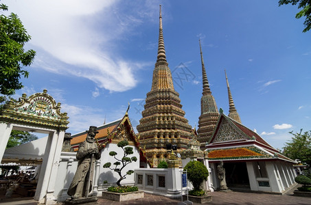 泰国曼谷WatPho寺庙假期种族笏图片