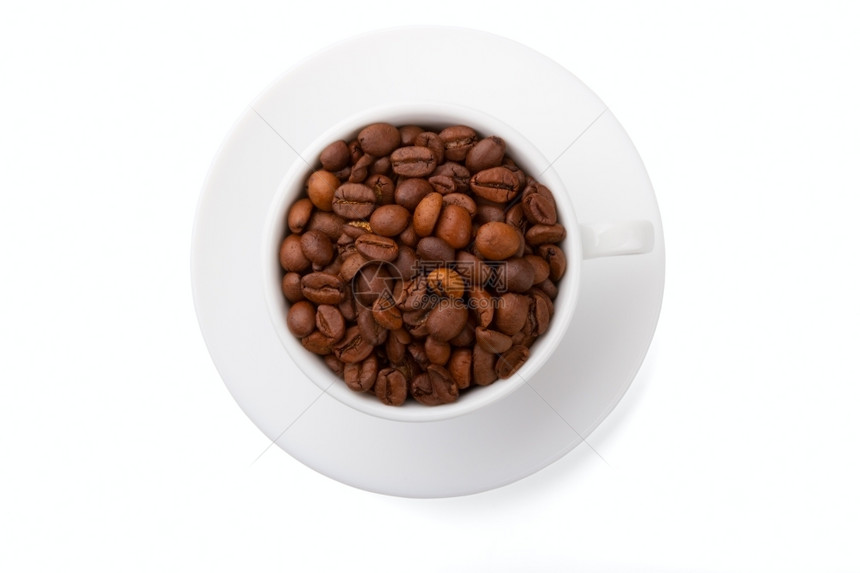杯里满的油炸面咖啡孤立在白色背景上产品一种白色的图片
