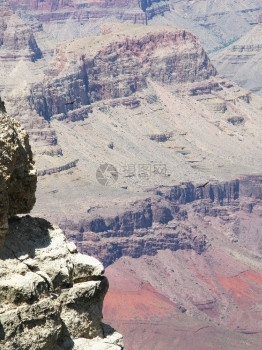 夏令7月美国西南亚利桑那州大峡谷洛基地貌结石户外图片
