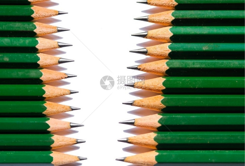 在白背景上分离的单色铅笔行数颜白的工具图片