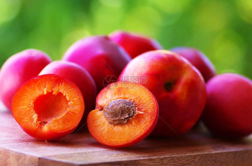 桃子杏大豆和红果食物成熟绫图片