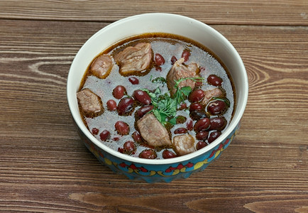 陶瓷制品樱桃国民Gomgush亚美尼传统餐汤图片