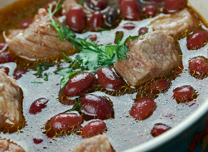 脉冲传统的Gomgush亚美尼传统餐汤番茄图片