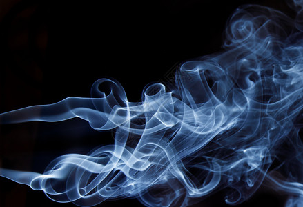 蓝色透明烟雾颜色黑暗的烟雾质地背景动态的设计图片