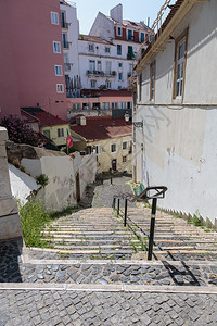老的美丽旧罗街葡萄牙城有楼梯市图片