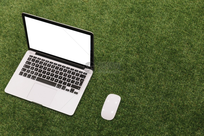 维他命开放的笔记本电脑鼠标人工草背景酸奶蔬菜图片